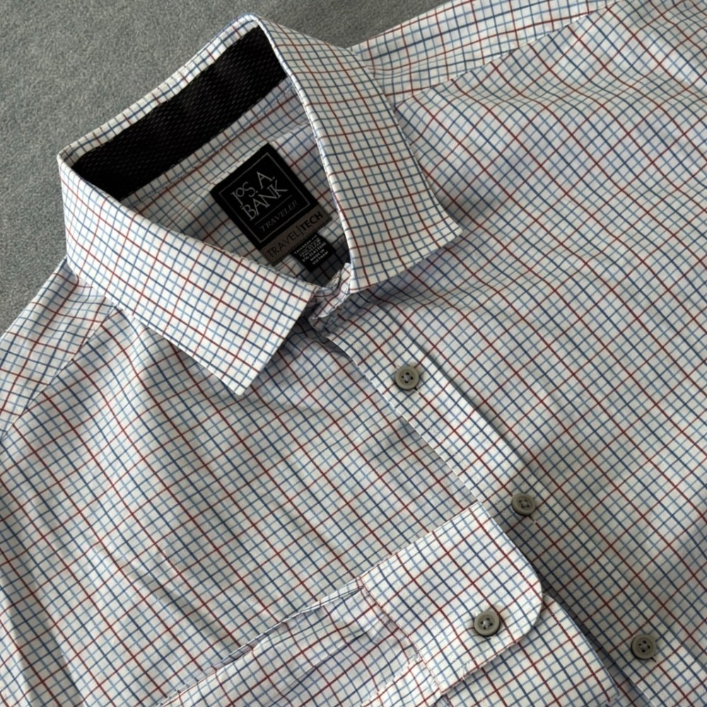 Jos. A. Bank Traveler Travel Tech Shirt Mens XL Tailored Fit Blue Red Check LS